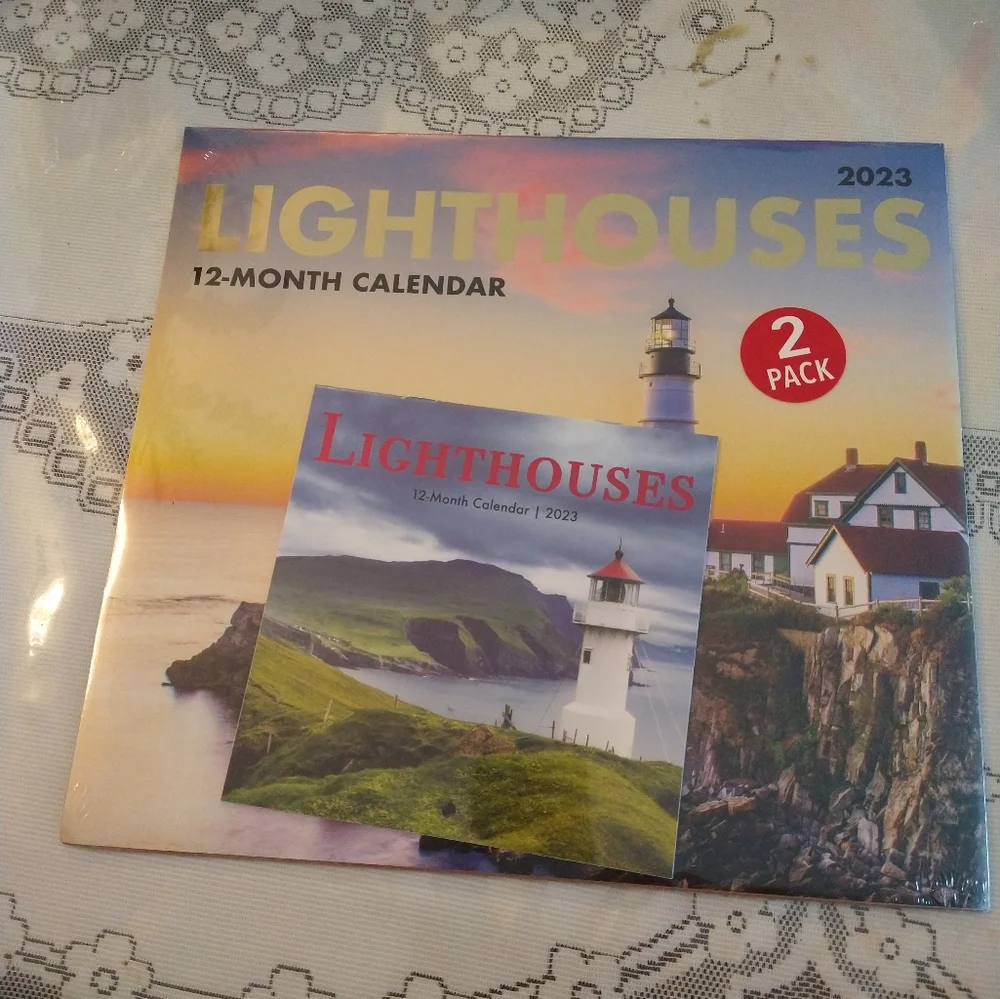 Bundle of 2 Calendars 2023 Light Houses, wall & desk